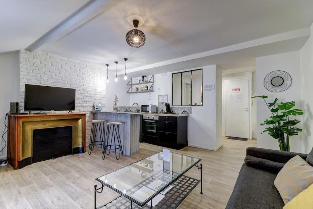 Le Nid Douillet Topdestination-Bourg - Centre Ville - 3 Etoiles ภายนอก รูปภาพ