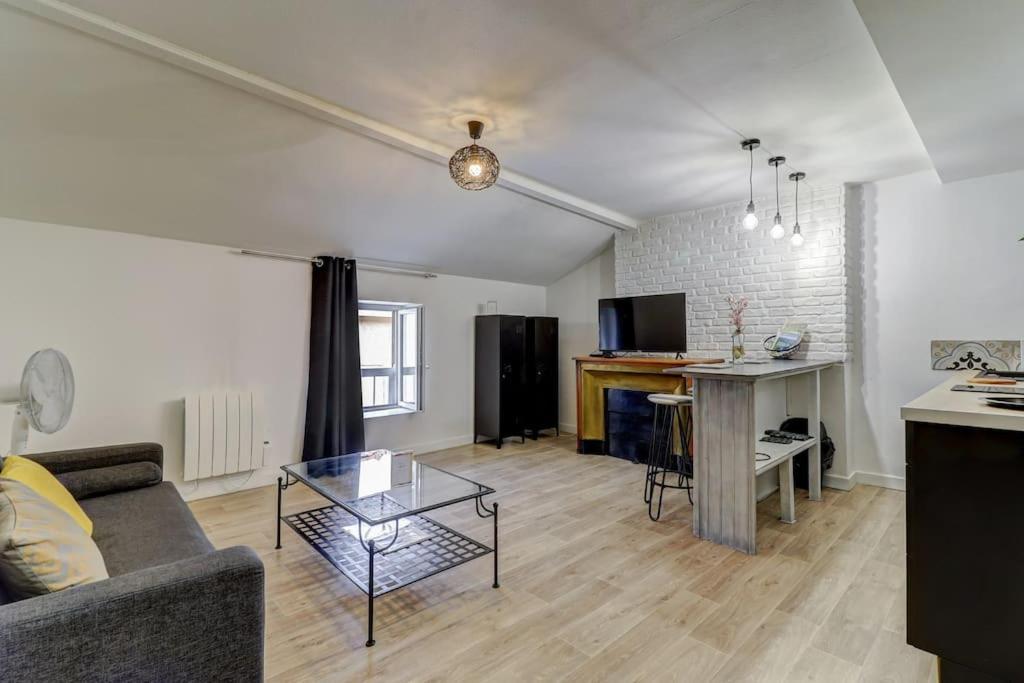 Le Nid Douillet Topdestination-Bourg - Centre Ville - 3 Etoiles ภายนอก รูปภาพ