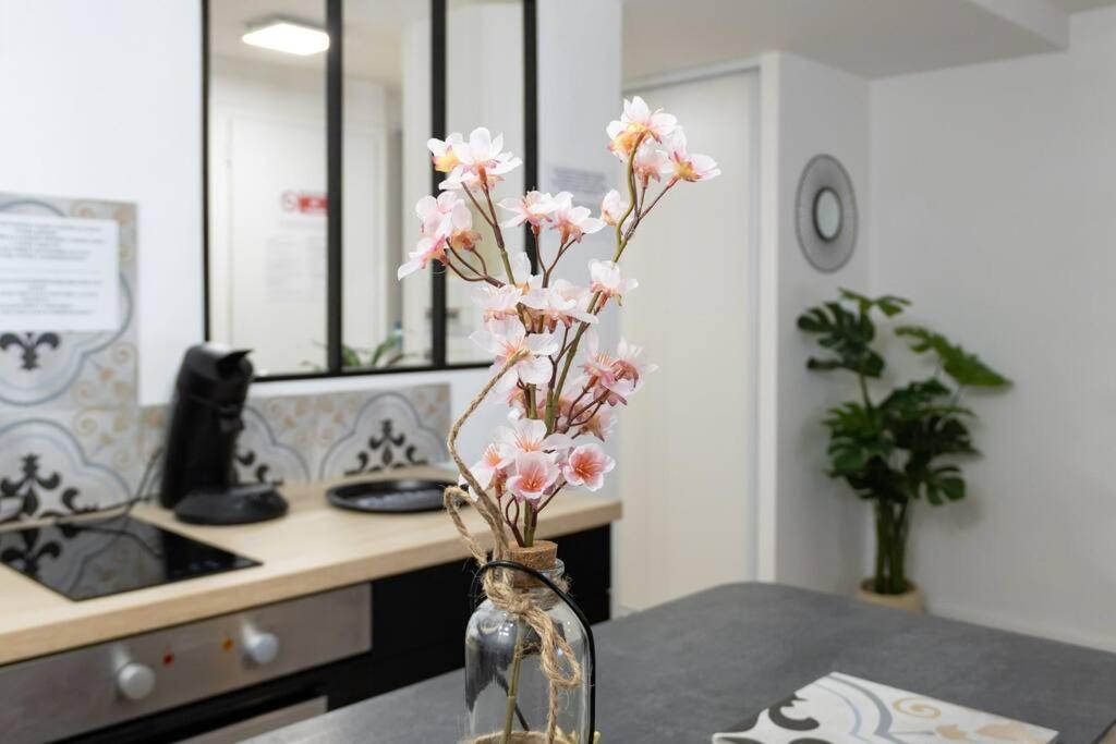 Le Nid Douillet Topdestination-Bourg - Centre Ville - 3 Etoiles ภายนอก รูปภาพ